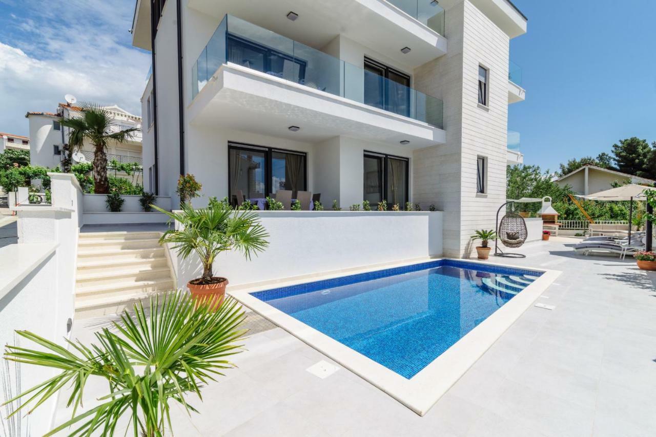Apartments Villa Dalmatia Trogir Dış mekan fotoğraf