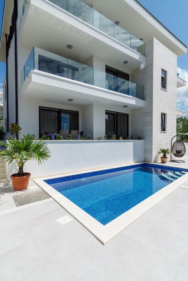 Apartments Villa Dalmatia Trogir Dış mekan fotoğraf