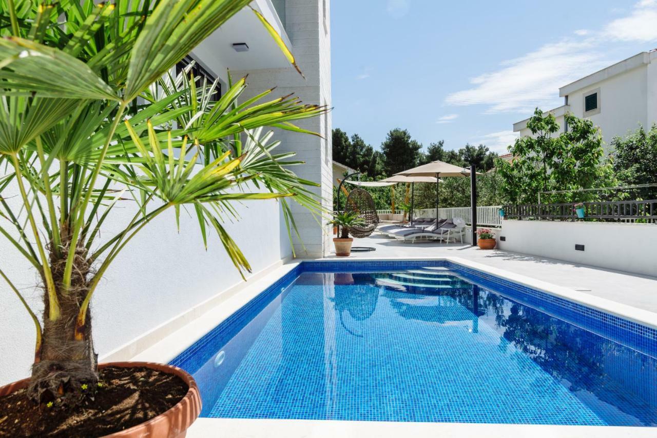 Apartments Villa Dalmatia Trogir Dış mekan fotoğraf
