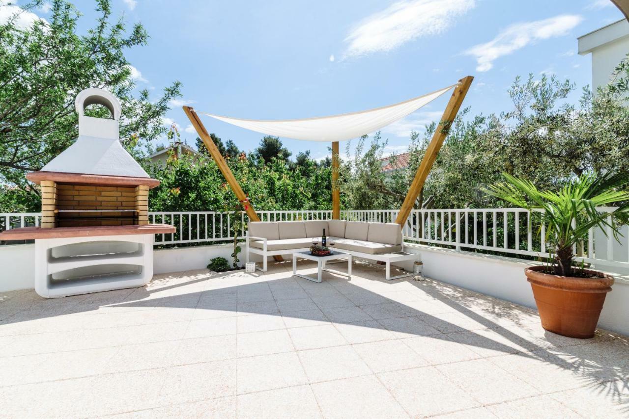 Apartments Villa Dalmatia Trogir Dış mekan fotoğraf